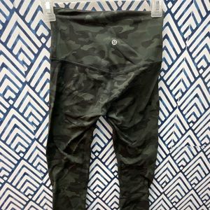 Lululemon Camo Midrise Leggings Size 4